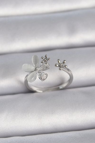 Store Brass Silver Color Adjustable Zircon Stone White Enamel Leaf Model Women's Ring
