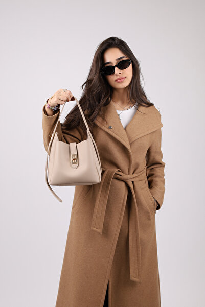 NOTHING Γυναικεία τσάντα χειρός και ώμου με χρυσή κλειδαριά βιζόν με λεπτομέρεια αξεσουάρ και ρυθμιζόμενο λουράκι κλειδαριάς