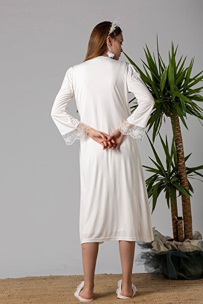 ByLohusa Effortt Ecru Maternity Nightgown Set with Dressing Gown