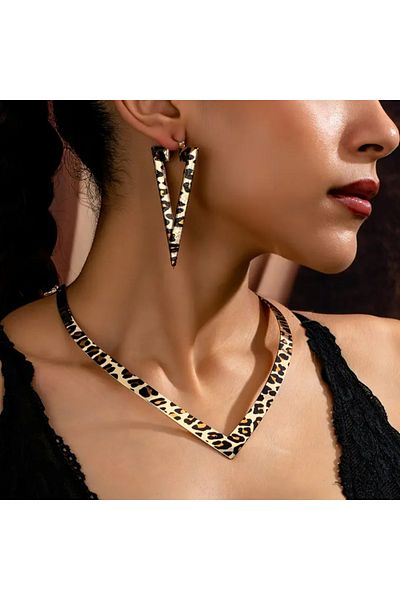 TAKİŞKO Leopard Necklace Earring Set
