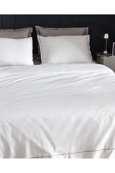 Madame Coco Laila Double 100% Cotton Embroidered Satin Duvet Cover Set - White