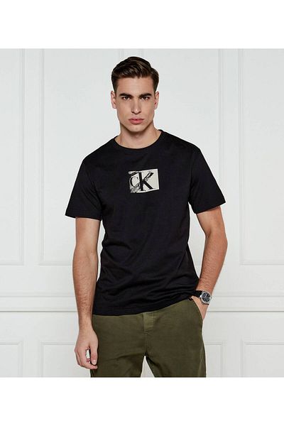Calvin Klein Men's Printed Black T-Shirt - Short Sleeve, Duvet Collar J30J 327077 -Beh