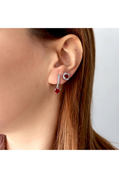 Silveranka 925 Ayar Gümüş Kırmızı Taşlı Kare Pırlanta Montürlü Gümüş Küpe