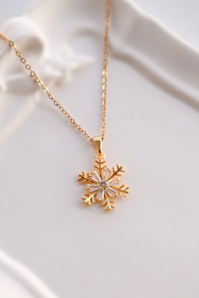 EFBUTİK Stainless Steel Gold Color Zircon Stone Snowflake Necklace