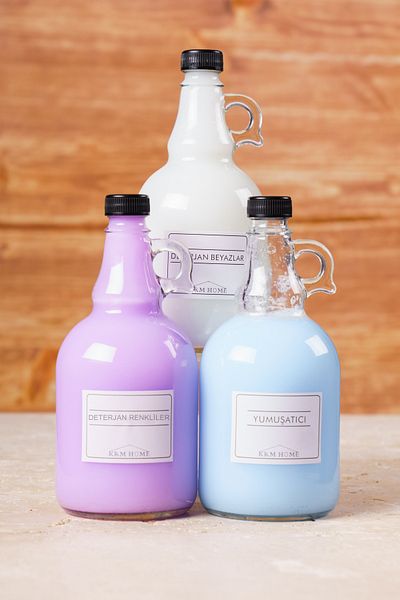 KRM HOME Σετ 1000 ml με 3 μπουκάλια υγρού απορρυπαντικού και μαλακτικού υφασμάτων με λαβή