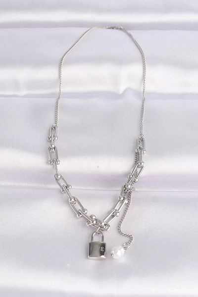 Clariss 316L Steel Chain Silver Color Chain Love Written Lock Necklace