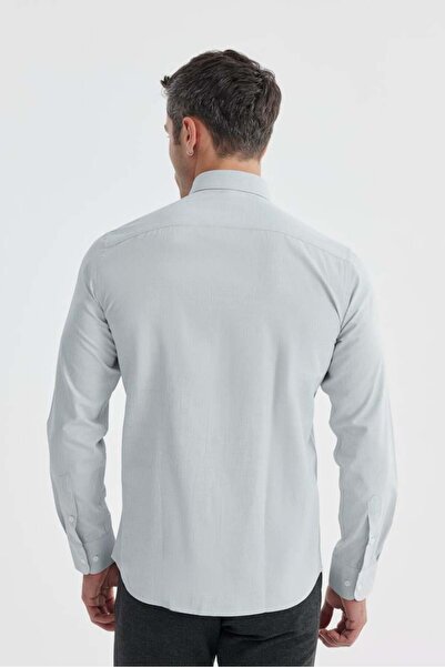 Jakamen Сіра сорочка з принтом, облягаючого крою, з бавовняної тканини, з ґудзиками на комірі