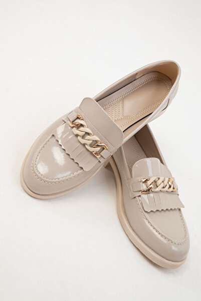 SOHO Běžné dámské boty z lakované béžové kůže - 20086