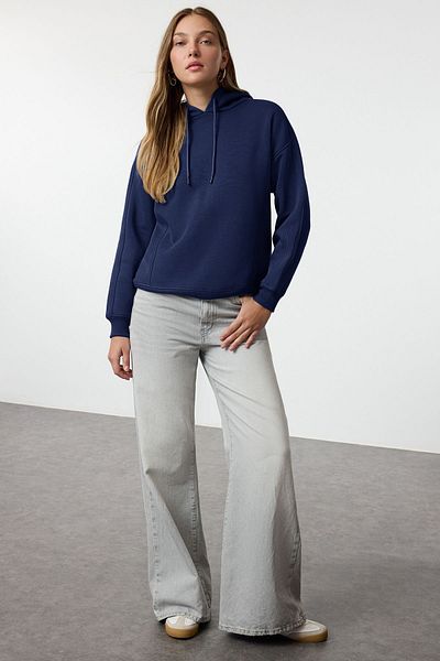 Trendyol Collection Тъмносин плетен суитшърт с полар с качулка и наднормено големи размери - Twoaw25Sw00146
