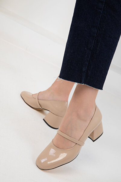 SOHO Klasické dámské boty na podpatku z lakované kůže – deset 19721