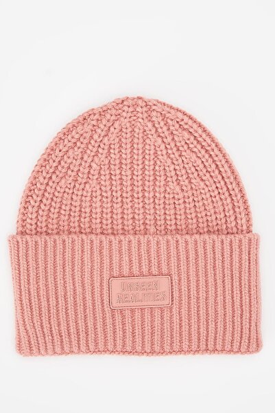 DeFacto Labeled Knitwear Beret