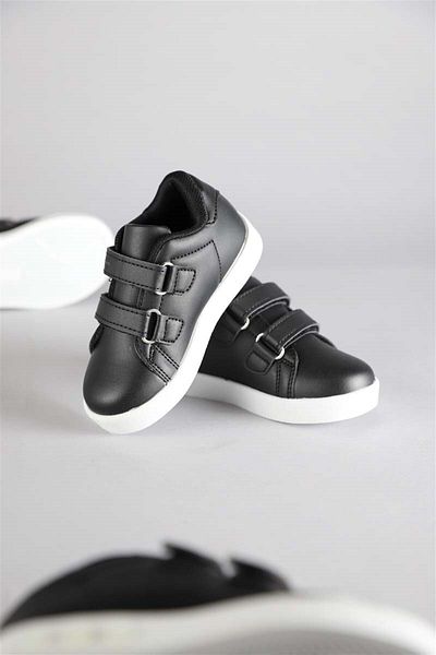 Vicco Oyo Unisex Lighted Black-White Sports Shoes