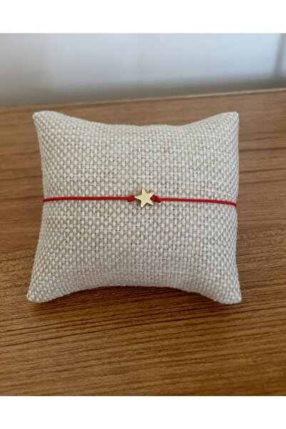 bygüneşaccessories Kırmızı Floş Ipli Yıldızlı Objeli Şans Bilekliği
