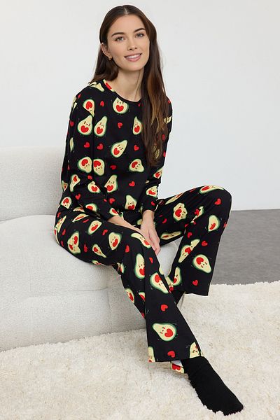 Trendyol Collection Set pijamale din bumbac cu inimă neagră cu imprimeu avocado - THMAW25PT00078