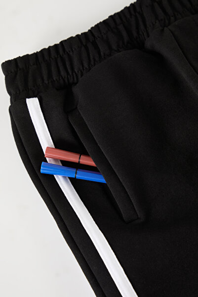 TRENDYOLKIDS Black Boy's Knitted Mini Me Sweatpants Tkdaw25Ea00017