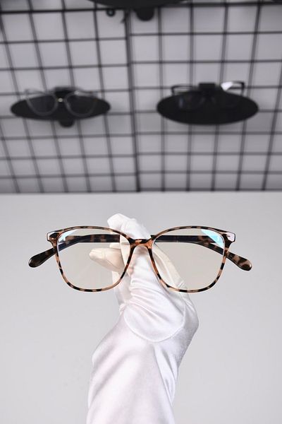 LOOKUP Leopard Patterned Blue Light Protection Glasses - Optical Compatible, 50-17-130 Glass Size