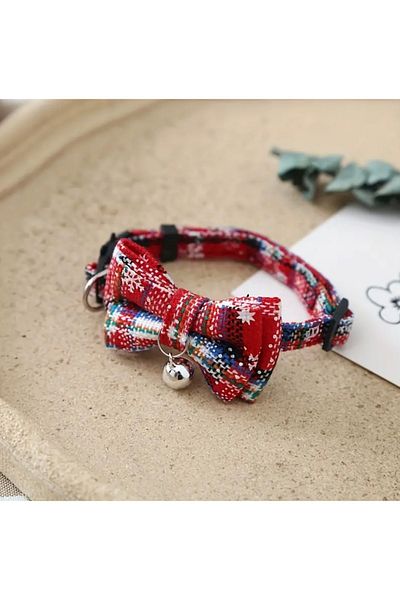 Animalovers Christmas Themed Pet Collar with Bell and Bow for Cats and Dogs