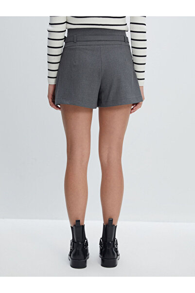 LC Waikiki Özmarka Yeni Sezon Beli Kemerli Kadın Pileli Şort Etek