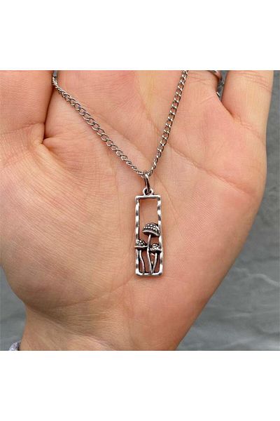 Köstebek Mushrooms in the Frame Chain Necklace