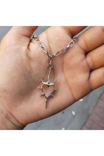 Köstebek Gothic Thorny Heart Silver Necklace
