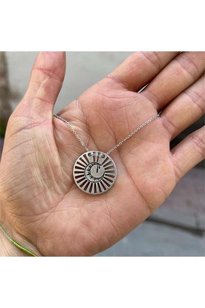 Köstebek Magicial New Moon Necklace