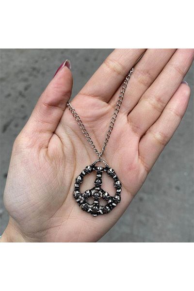 Köstebek Peace Skull Necklace