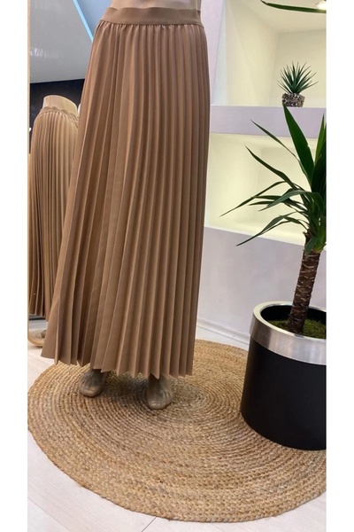 Invee Pleated Skirt Camel 6998