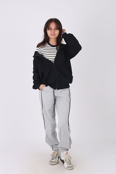 han elegant Minimal Elegance 3-Piece Set New Generation Cropled Jacket Hooded and Side Trim Sweatpants
