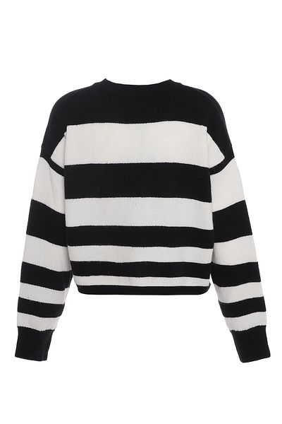 FENIA Sweater