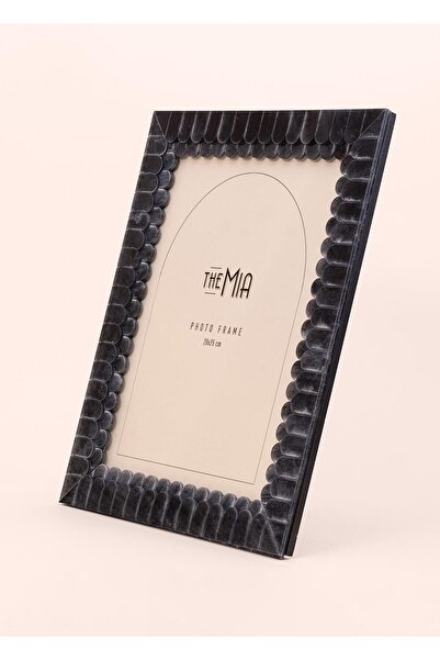 The Mia Wavy Photo Frame Black 25X30 cm