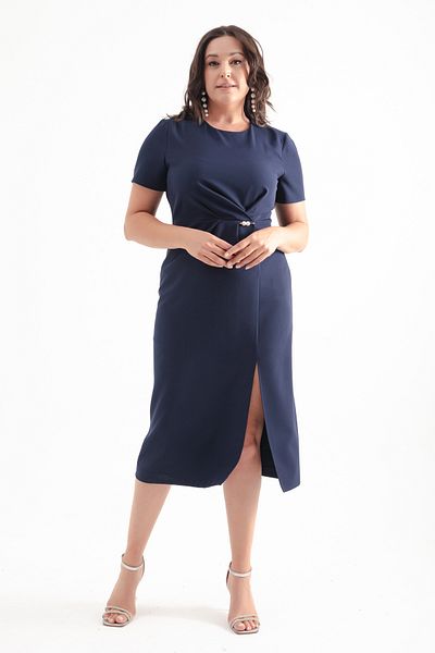 Lafaba Women's Navy Blue Pearl Detail Slit Plus Size Midi Dress