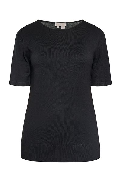 RISA T-shirt