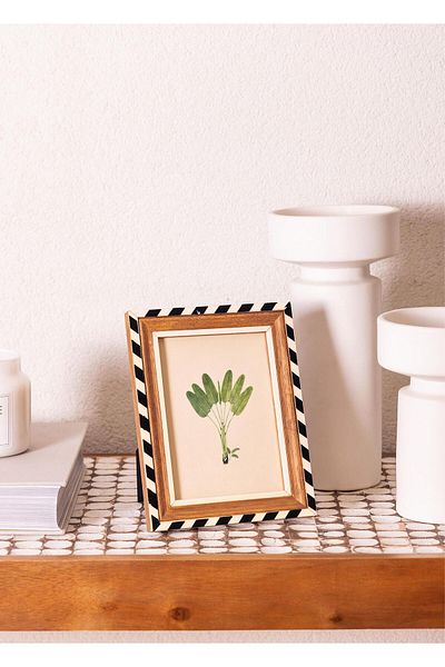 The Mia Striped Photo Frame 18X23 cm