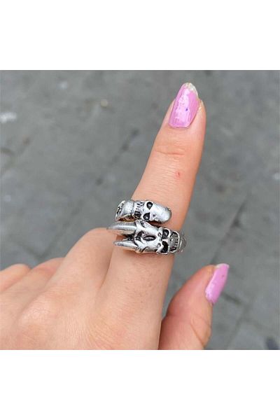 Köstebek Skull and Claw Ring