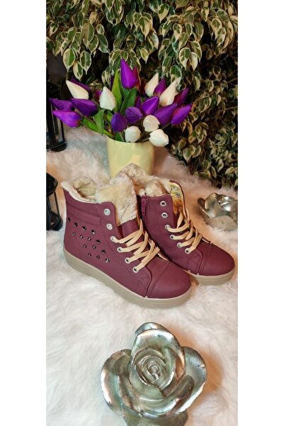 Minican Kız çocuk bot