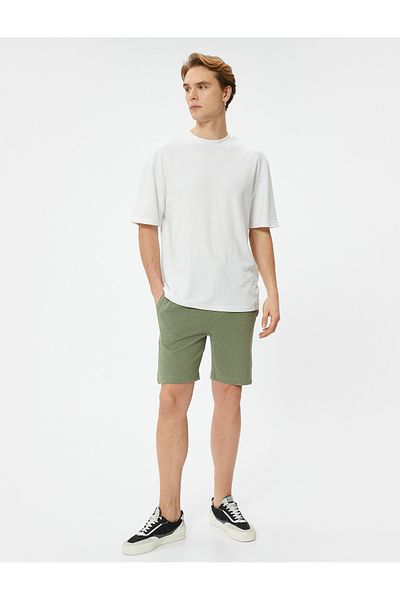 Koton Bermudashorts mit Label-Print, Schnürung an der Taille, Taschendetail