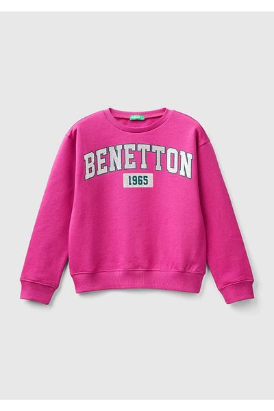 United Colors of Benetton Суитшърт за момиче във цвят на фуксия - щампа с блестящо лого, кръгла яка