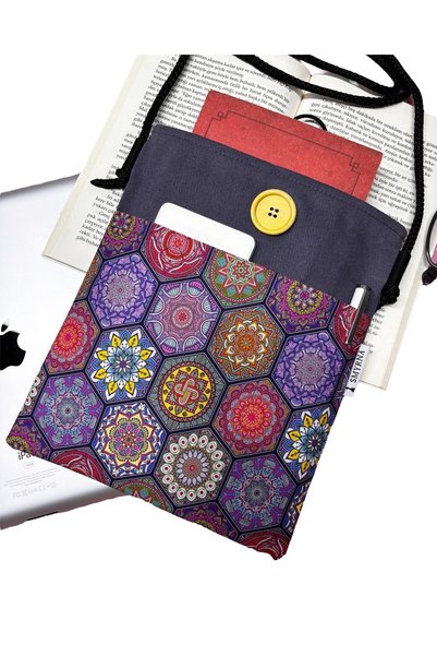 Smyrna Hanging Book / Tablet / Ebook Bag - Case (mandala)