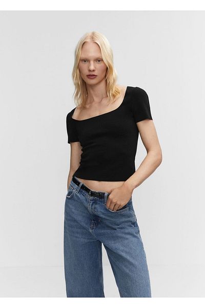 MANGO Woman Square low-cut T-shirt