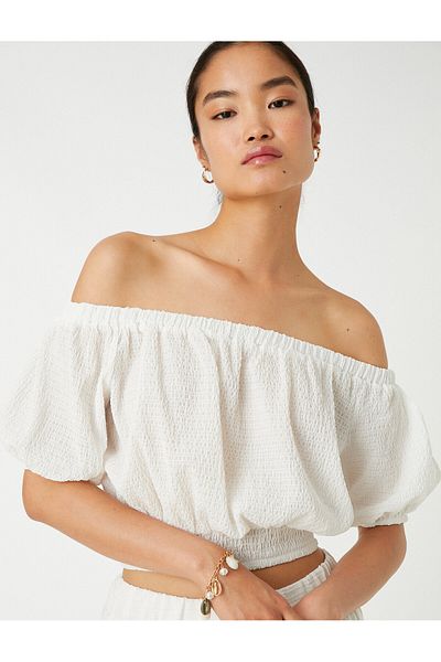 Koton Crop halenka s detailem lemu mimo rameno