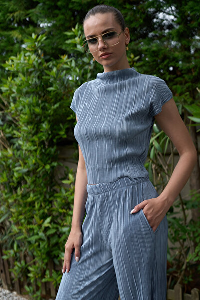 PONÇİK ÖRME PİLİSELİ DİK YAKA CROP İKİLİ PANTOLONLU TAKIM CEPLİ 24108 MAVİ
