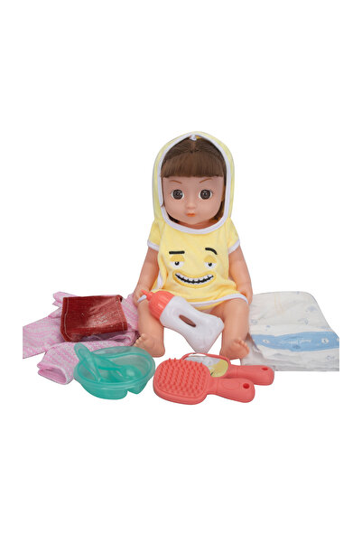 Fab N Funky دمية طفل صفراء مع زجاجة رضاعة ومشط ومرآة وإكسسوارات للأطفال بعمر ...
