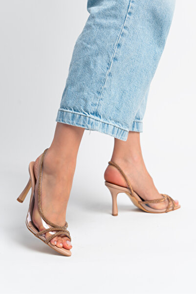 NİŞANTAŞI SHOES Bézs matt bogáncs – átlátszó, kőből készült részletes női sarkú cipő