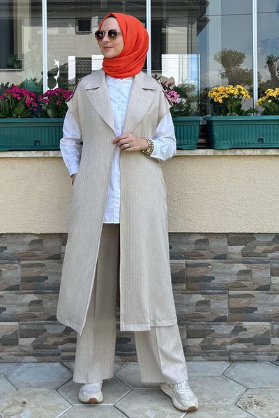 Rabia Şamlı Σετ επωμίδας σε μπεζ ριγέ χρώμα