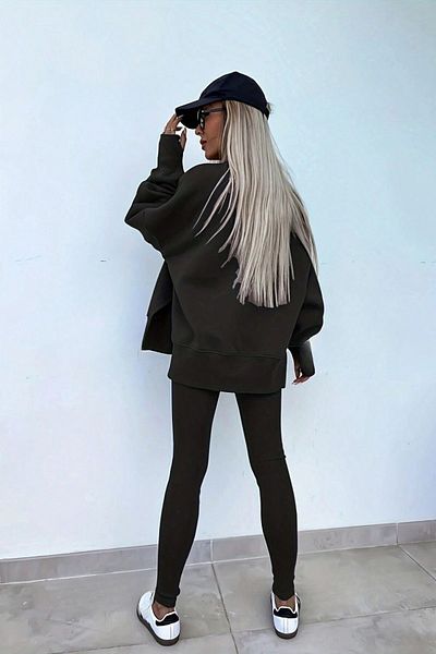 Know Schwarzes Damen-Trainingsanzug-Set mit Schlitzdetail, Rundhalsausschnitt und Leggings