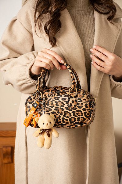 Mojeva Lero Female Hand, Crossbody and Shoulder Bag with Leopard Pattern Mascot Gift