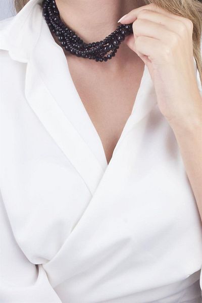 Sose Moda Black Pearl and Crystal Bead Spiral Necklace