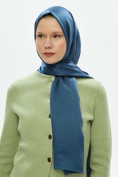 hijabchi Rochie de seară mătăsoasă strălucitoare - model Janjan, albastru noapte