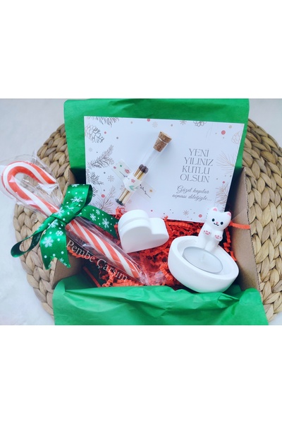 Pembe Çarşı Yeniyıl Hediye Kutusu Isınan Kedi Mumluk & Not Tutucu & Baston Şeker