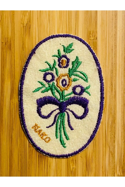 Öztürk Țesătură de catifea Arma Dikmeli Ovală 6,5x10,5cm. Cremă.